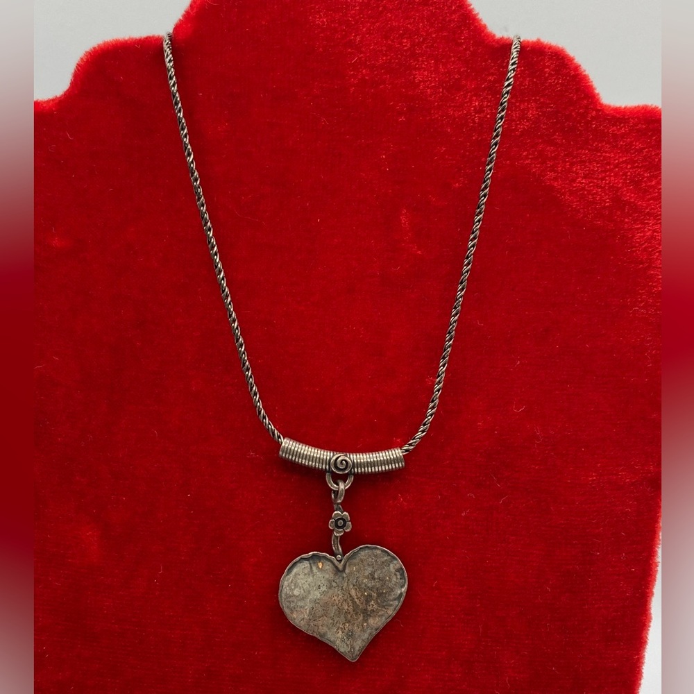 Sterling Silver Didae Heart Necklace